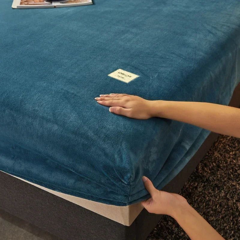 Drap-housse en velours doux et épais – lit chaud & cocooning